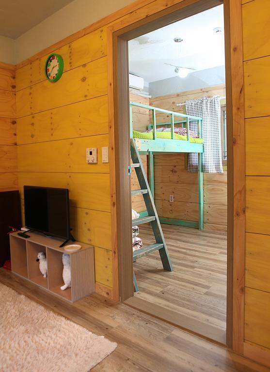 Basecamp Guesthouse Seogwipo Extérieur photo