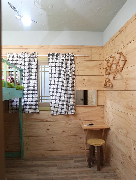 Basecamp Guesthouse Seogwipo Extérieur photo